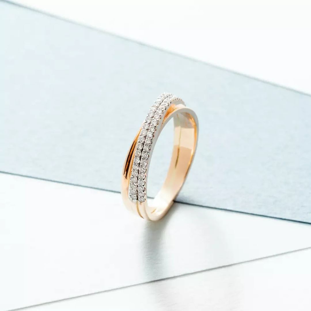 Pırlanta Taşlı Rose Altın Yarımtur Yüzük