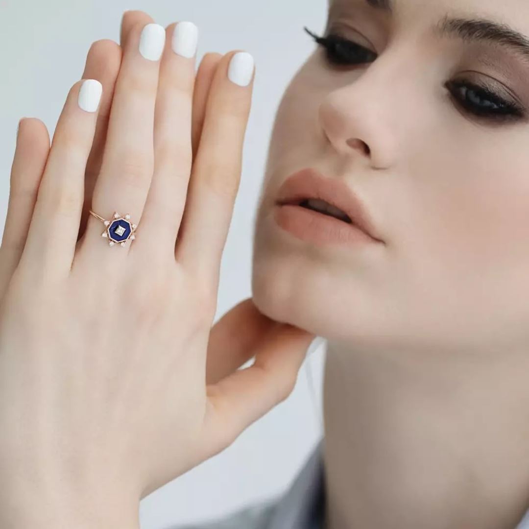 Bellatrix Pırlanta Taşlı ve Lacivert Mineli Yüzük