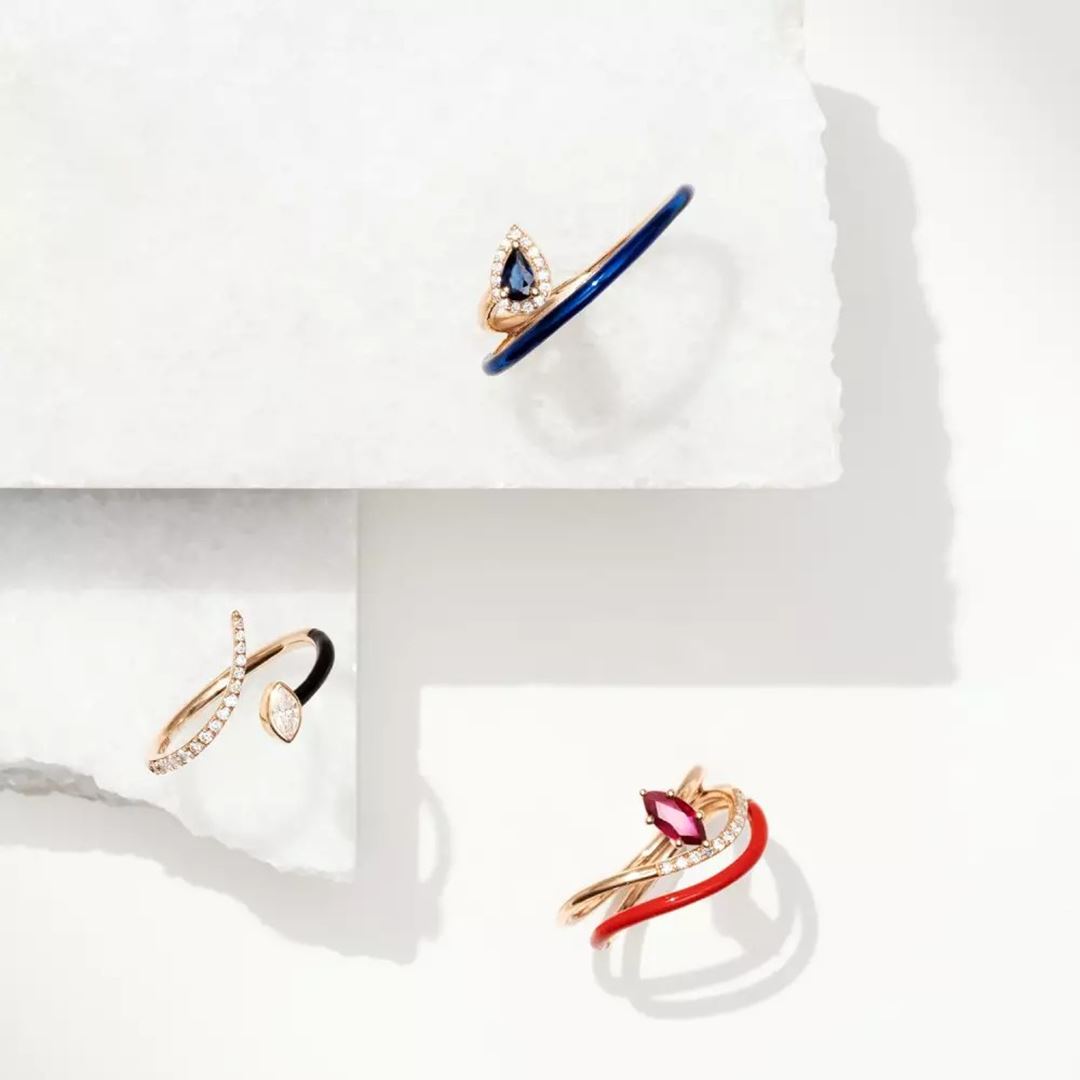 Savia Pırlanta Taşlı ve Siyah Mineli Yüzük