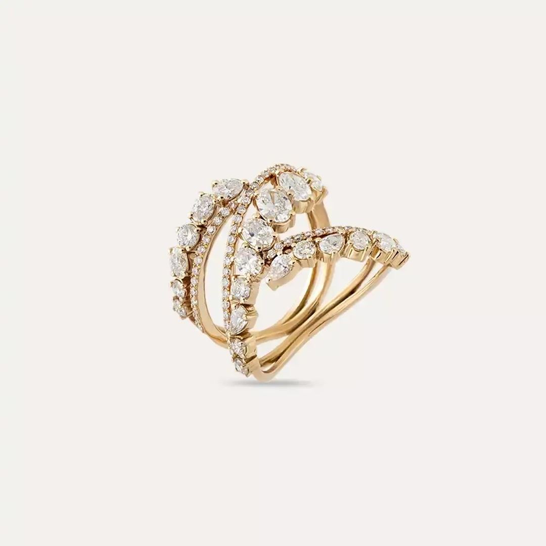 2.42 CT Oval ve Damla Kesim Pırlanta Taşlı Yüzük