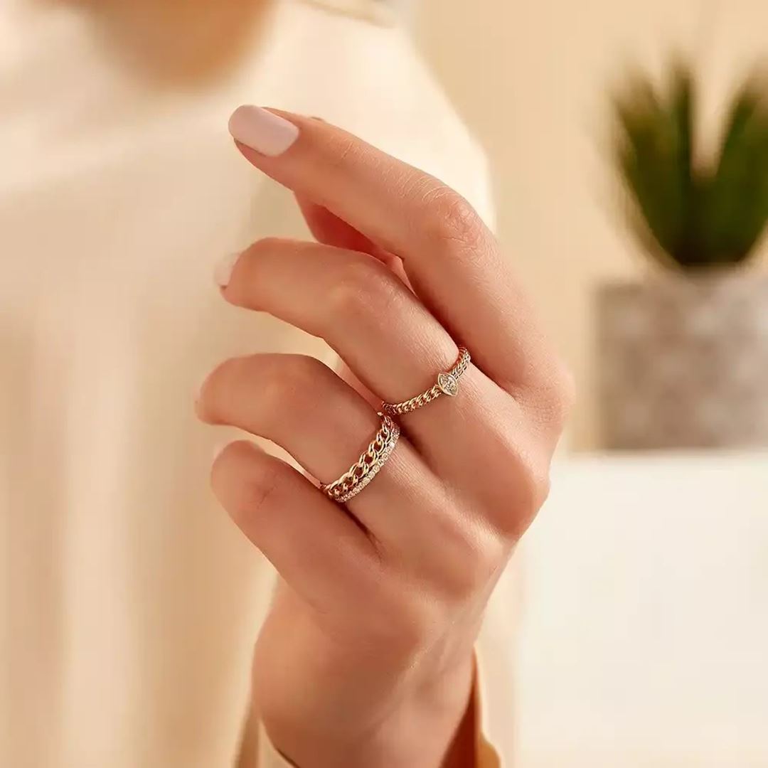 Snary Markiz Kesim Pırlanta Taşlı Rose Altın Yüzük