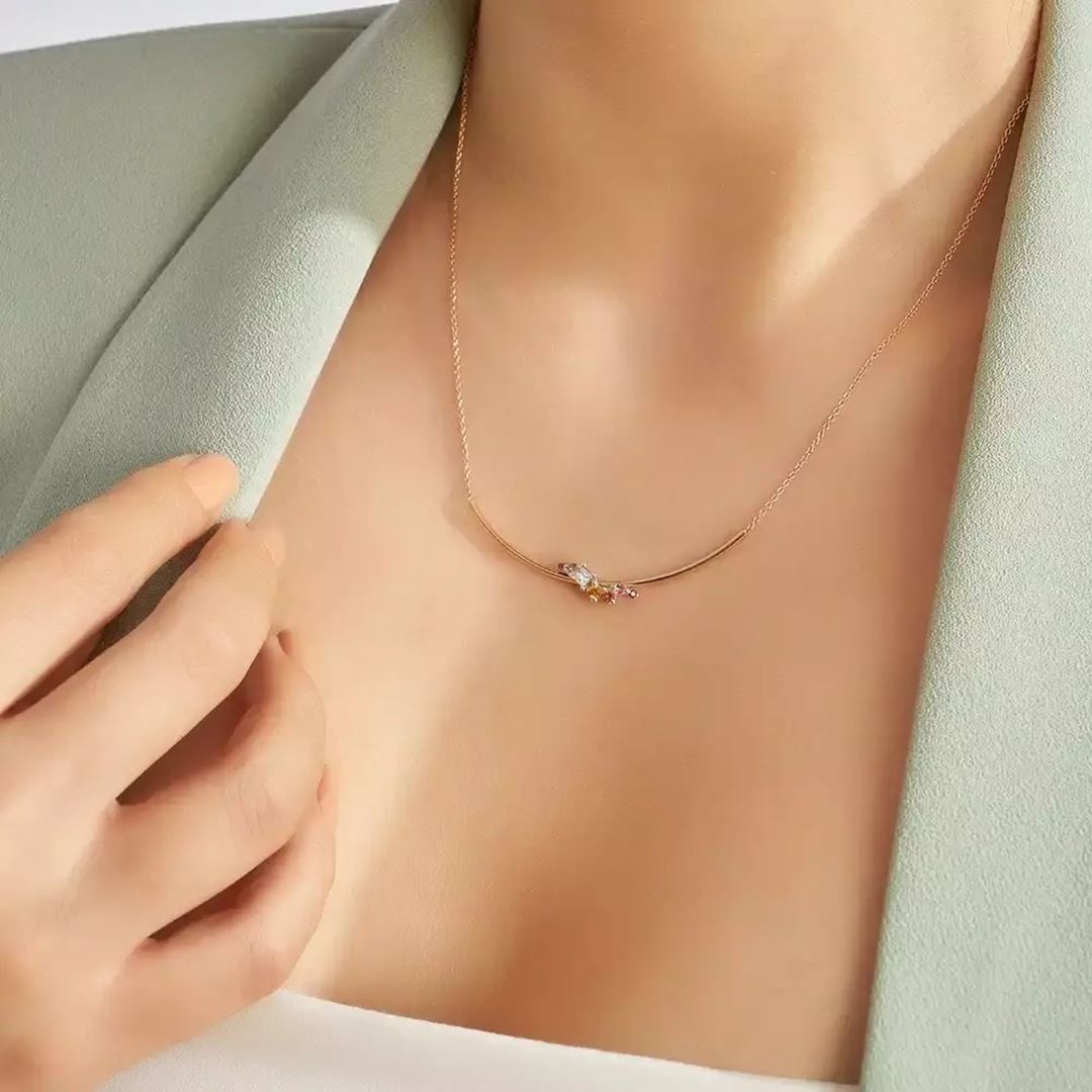 Violet Multicolor Safir ve Pırlanta Taşlı Rose Altın Kolye