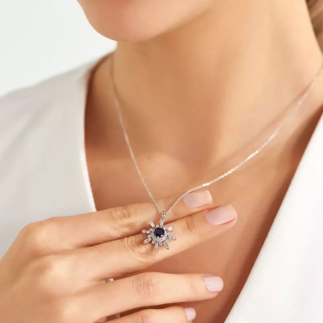 Eclipse Safir ve Pırlanta Taşlı Beyaz Altın Kolye