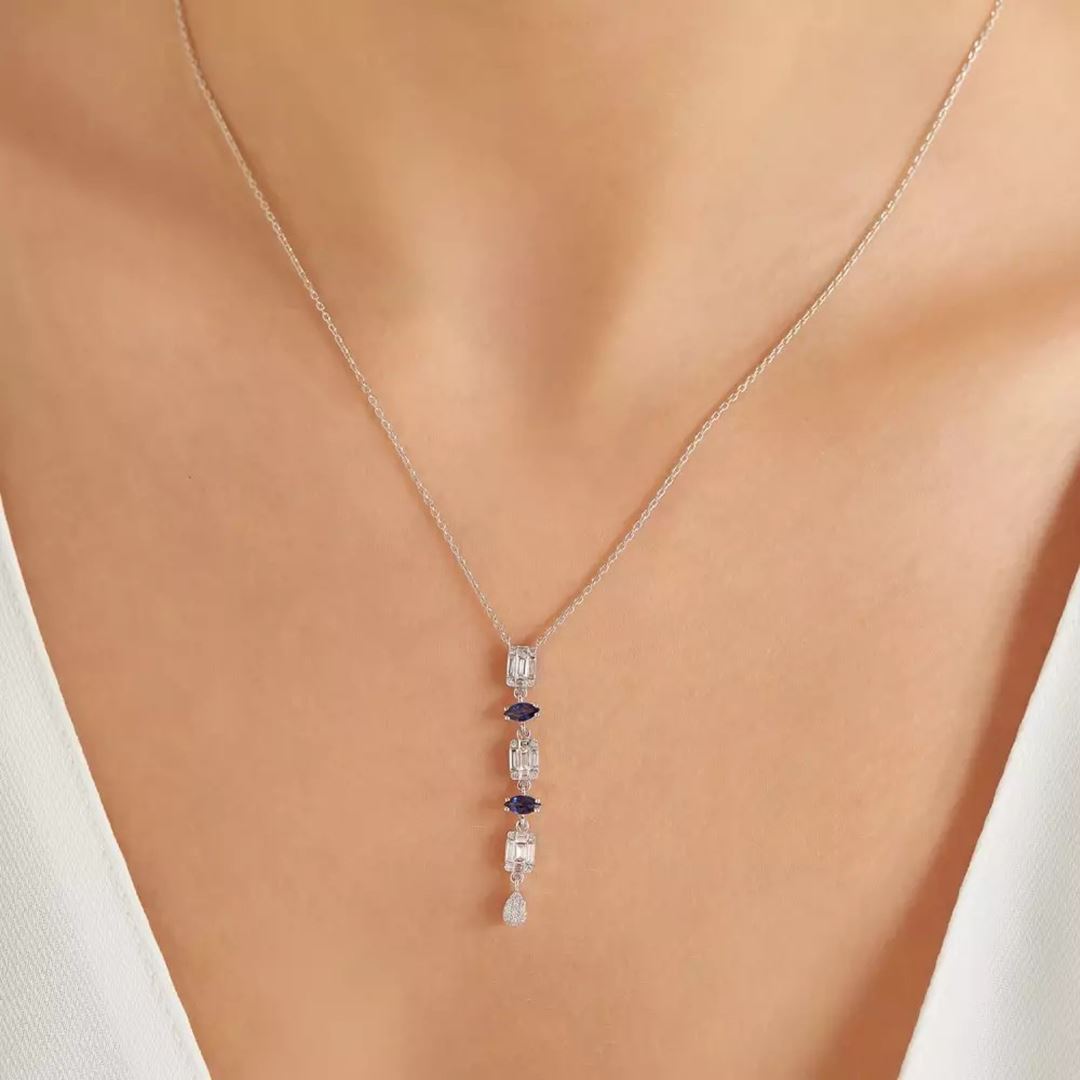 Nixie Safir ve Pırlanta Taşlı Beyaz Altın Kolye