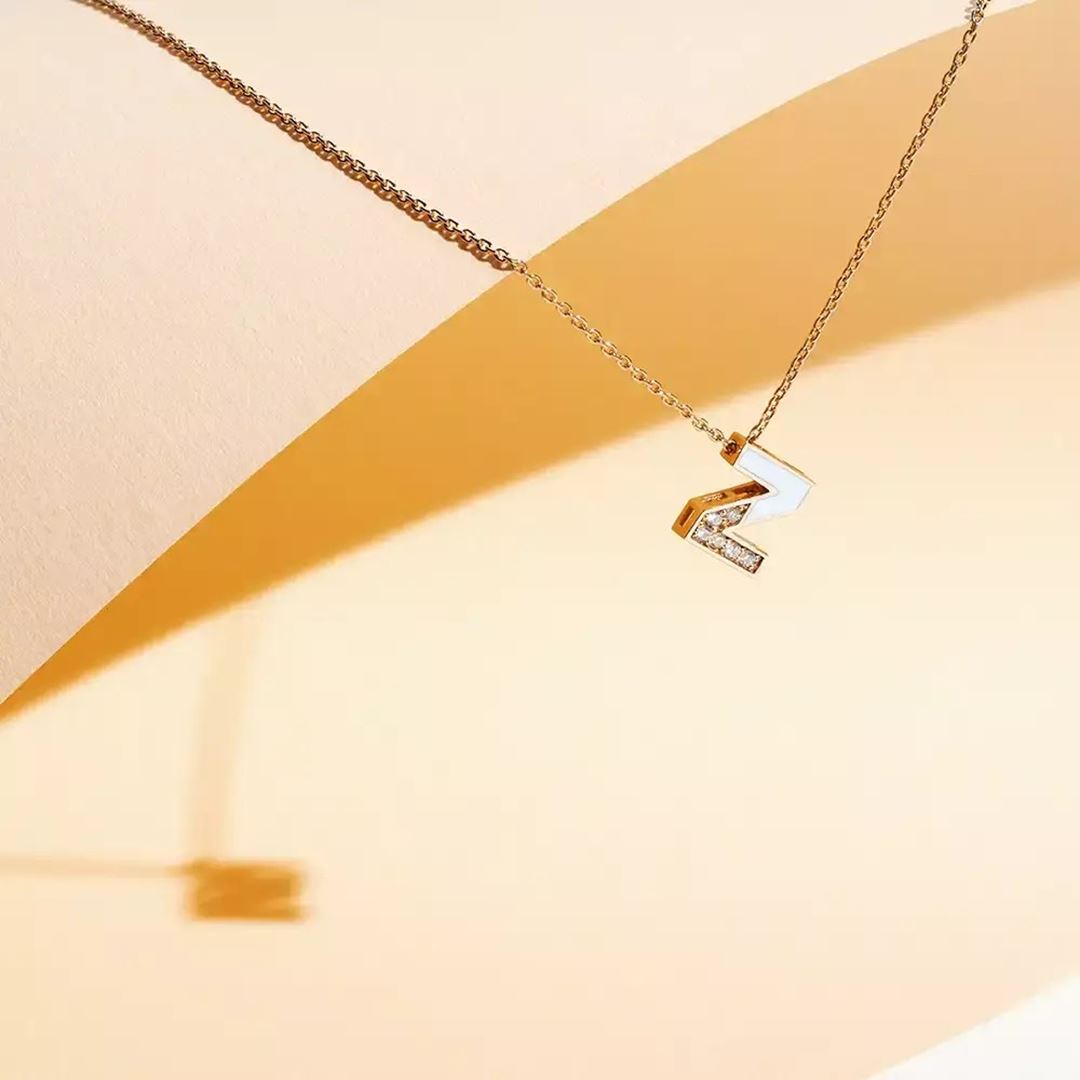 Z Harf Pırlanta Taşlı ve Mavi Mineli Rose Altın Kolye