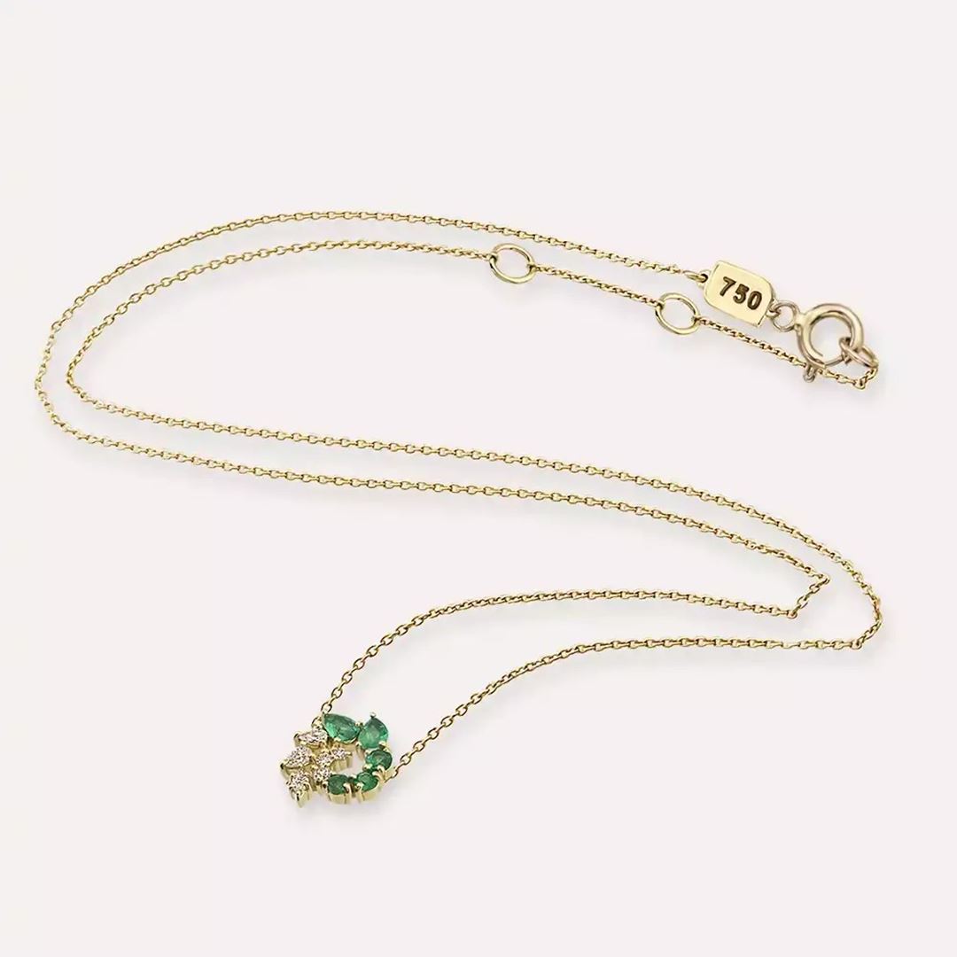 Bind Zümrüt ve Pırlanta Taşlı Sarı Altın Kolye