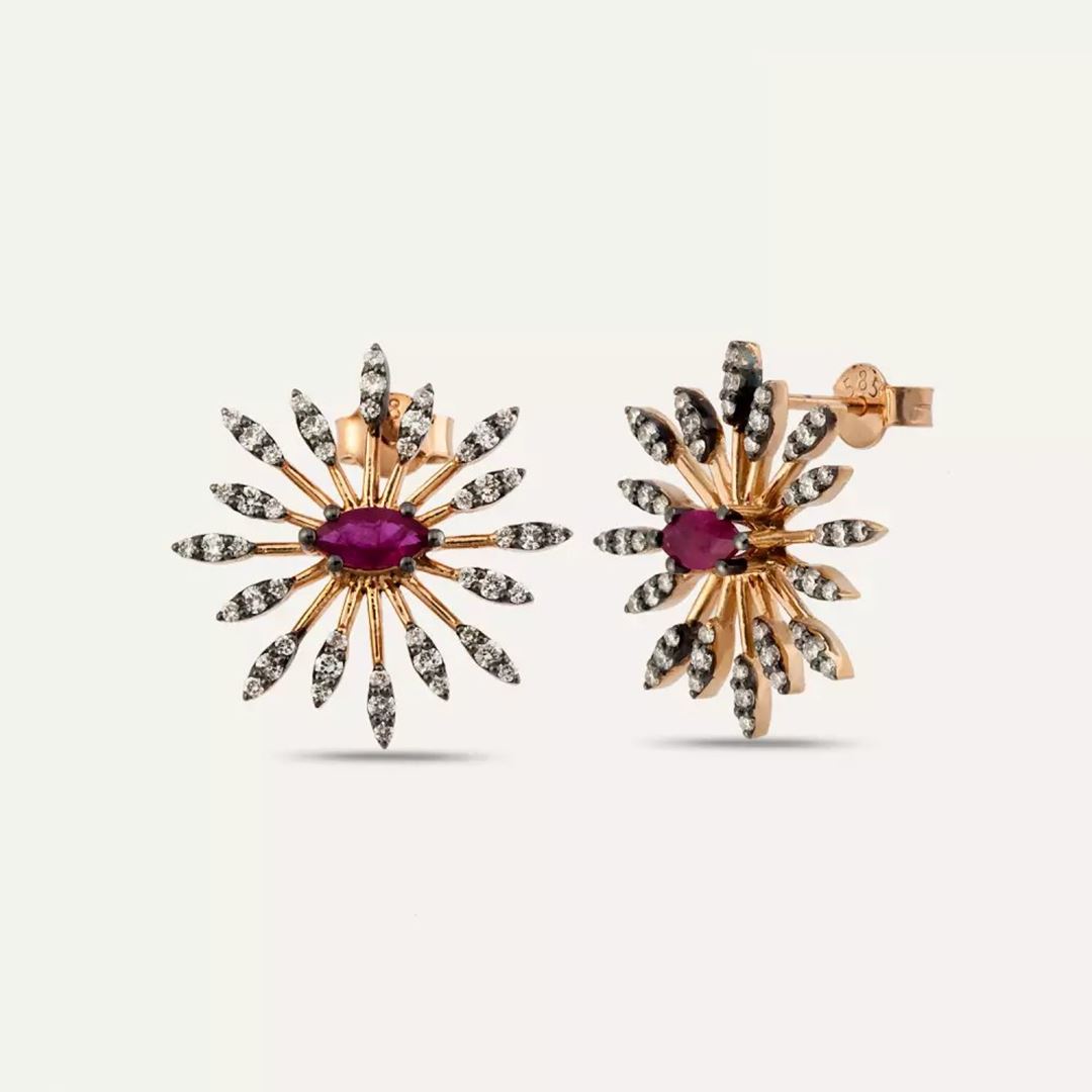 Zena Yakut ve Pırlanta Taşlı Rose Altın Küpe