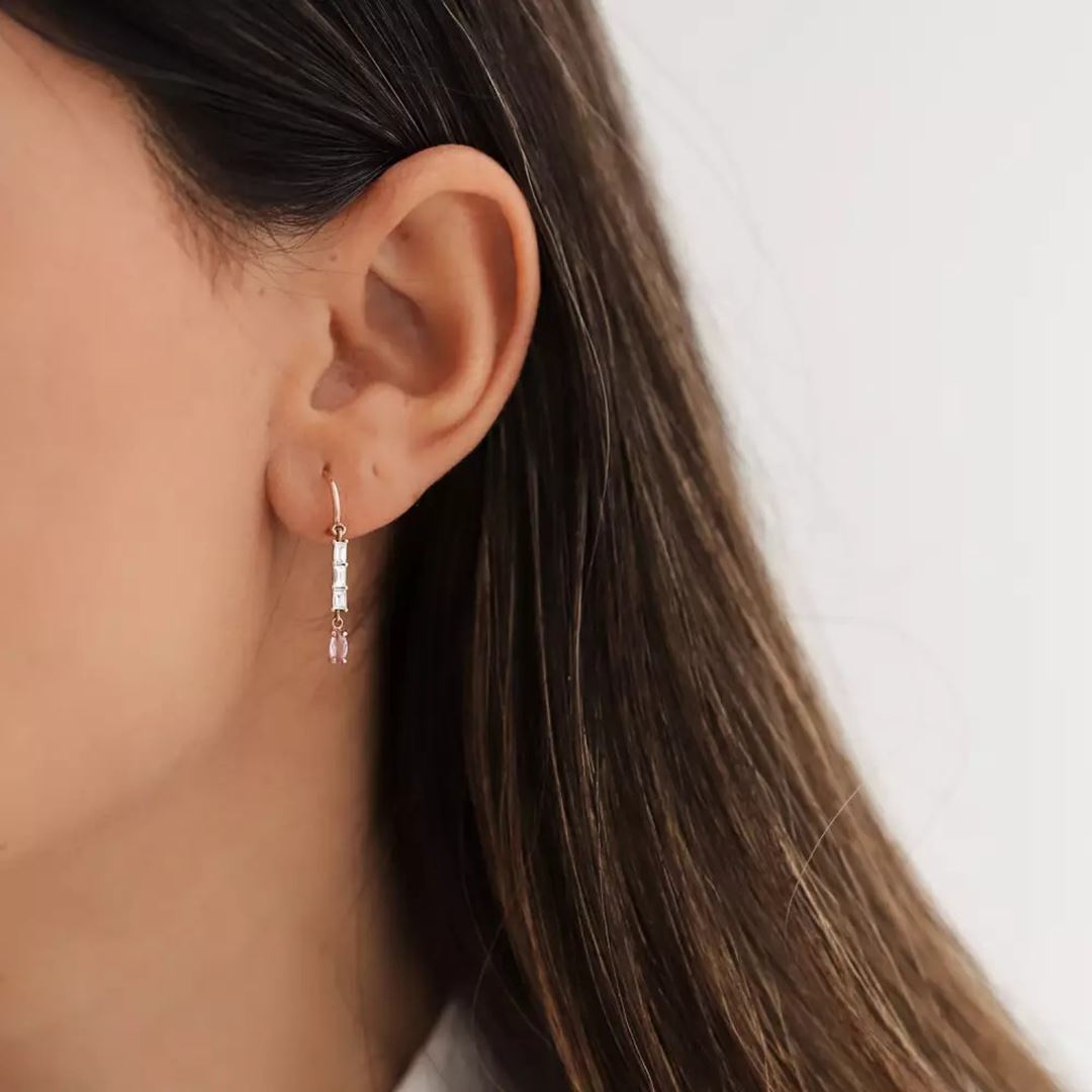 Baget Kesim Pırlanta ve Pink Safir Taşlı Rose Altın Küpe