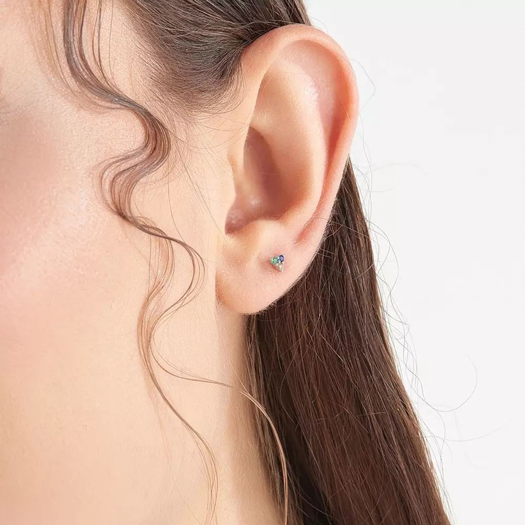 Triangle Brown Pırlanta, Safir ve Zümrüt Taşlı Mini Tek Küpe