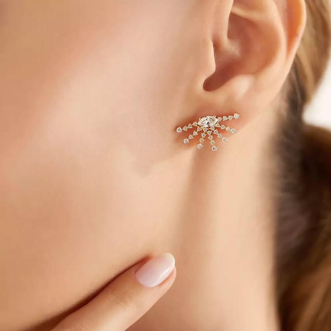 Aura Pırlanta Taşlı Sarı Altın Küpe