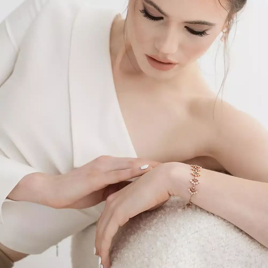 Rosary Pırlanta Taşlı Rose Altın Bileklik