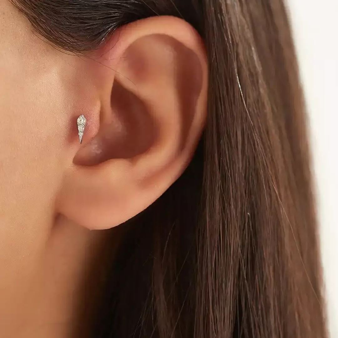 Nova Pırlanta Taşlı Beyaz Altın Piercing