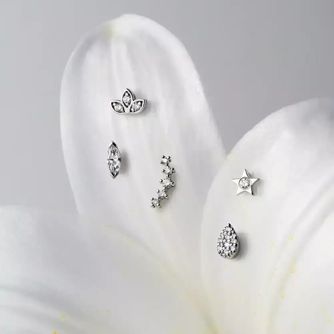 Mini Lotus Pırlanta Taşlı Beyaz Altın Piercing