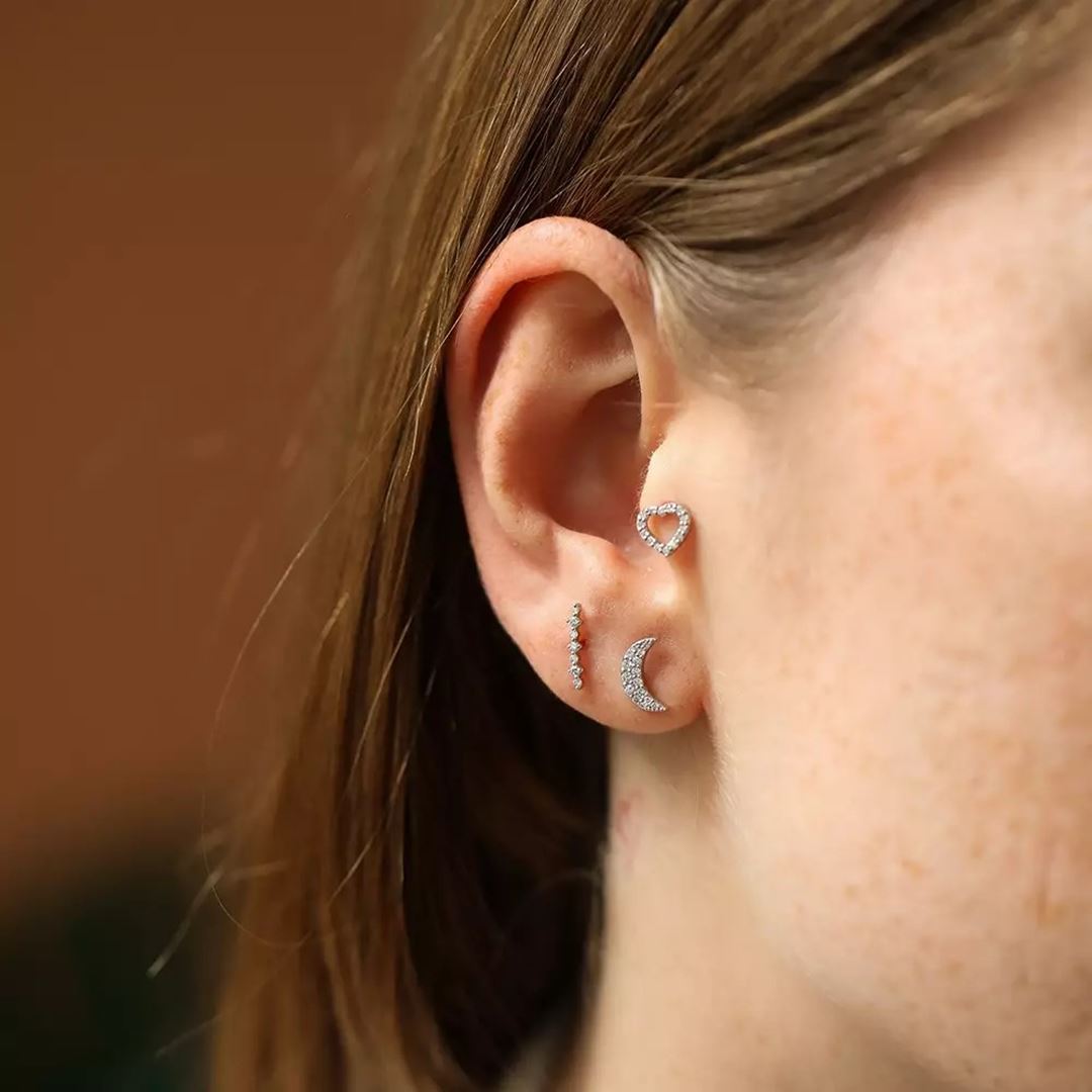 White Heart Pırlanta Taşlı Beyaz Altın Piercing