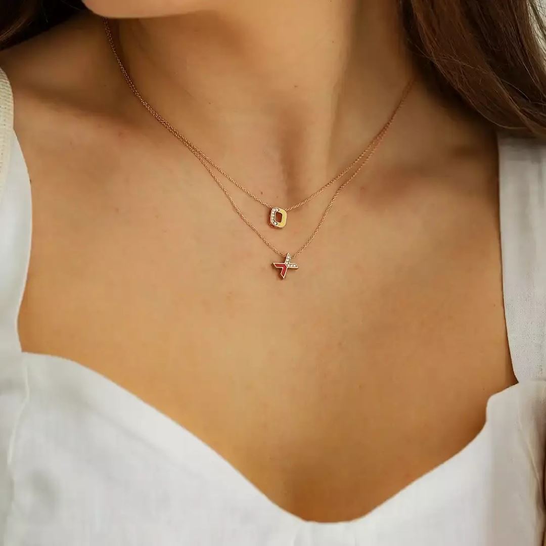 X Harf Pırlanta Taşlı ve Kırmızı Mineli Rose Altın Kolye