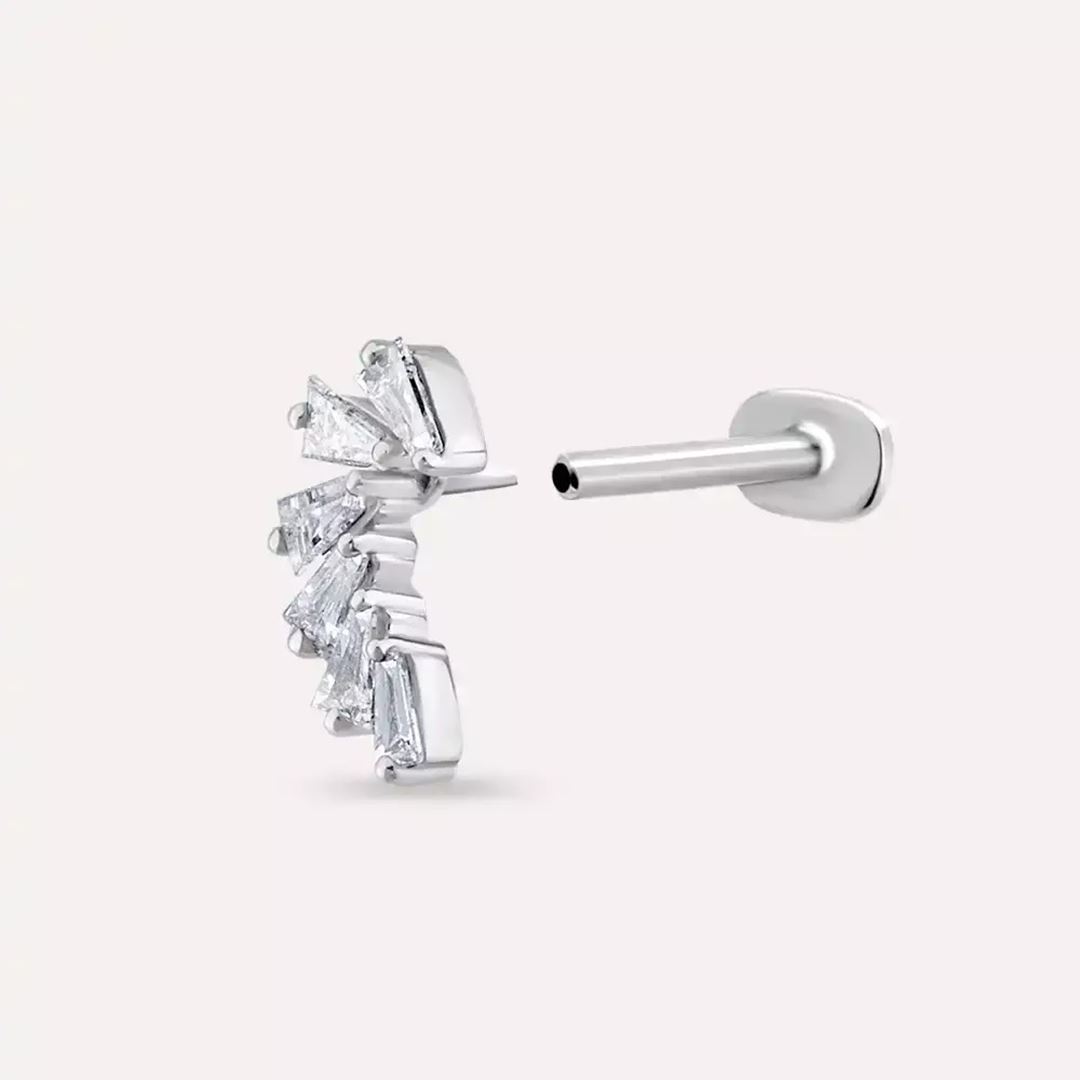 Bevel Pırlanta Taşlı Beyaz Altın Piercing