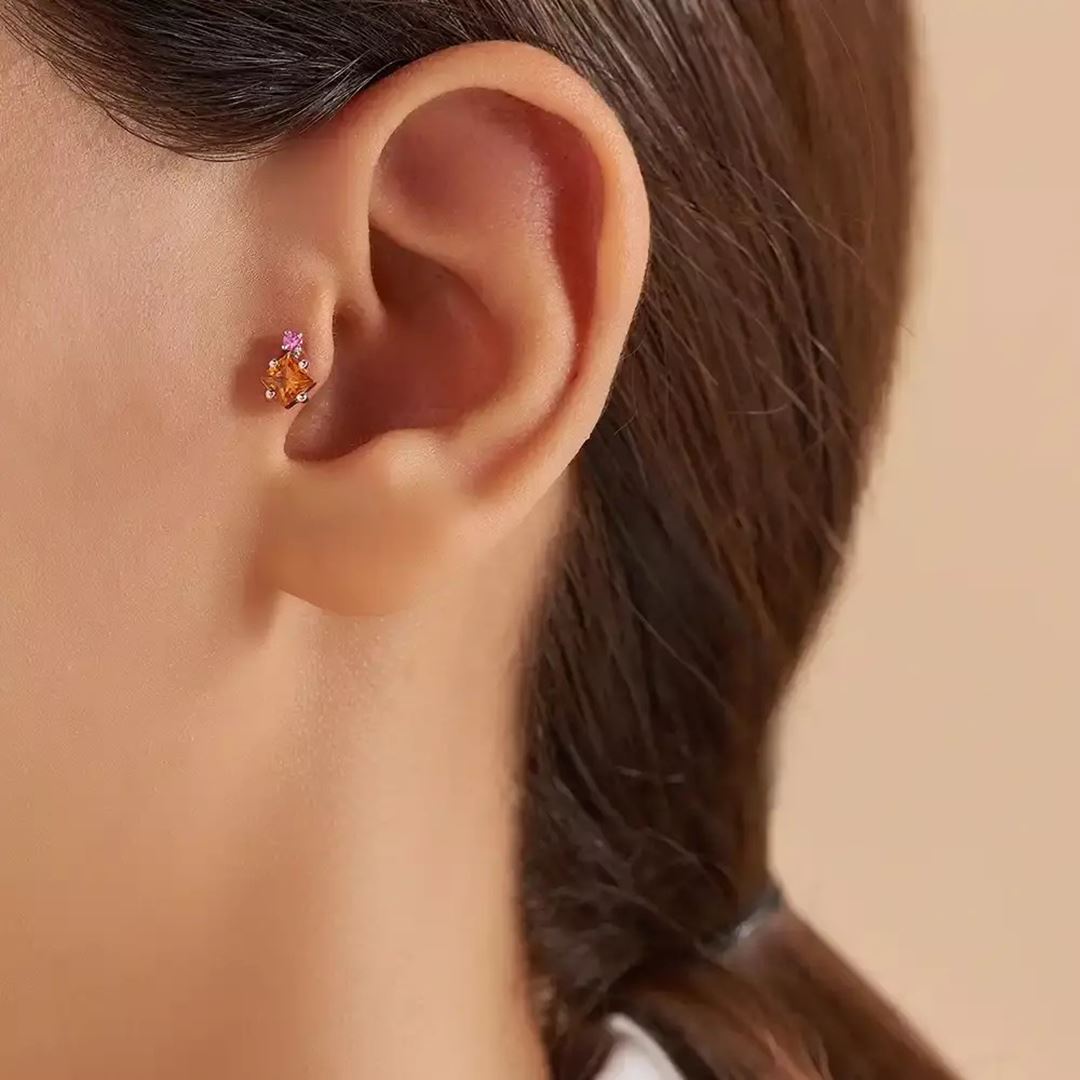 0.39 CT Multicolor Safir ve Pırlanta Taşlı Beyaz Altın Piercing