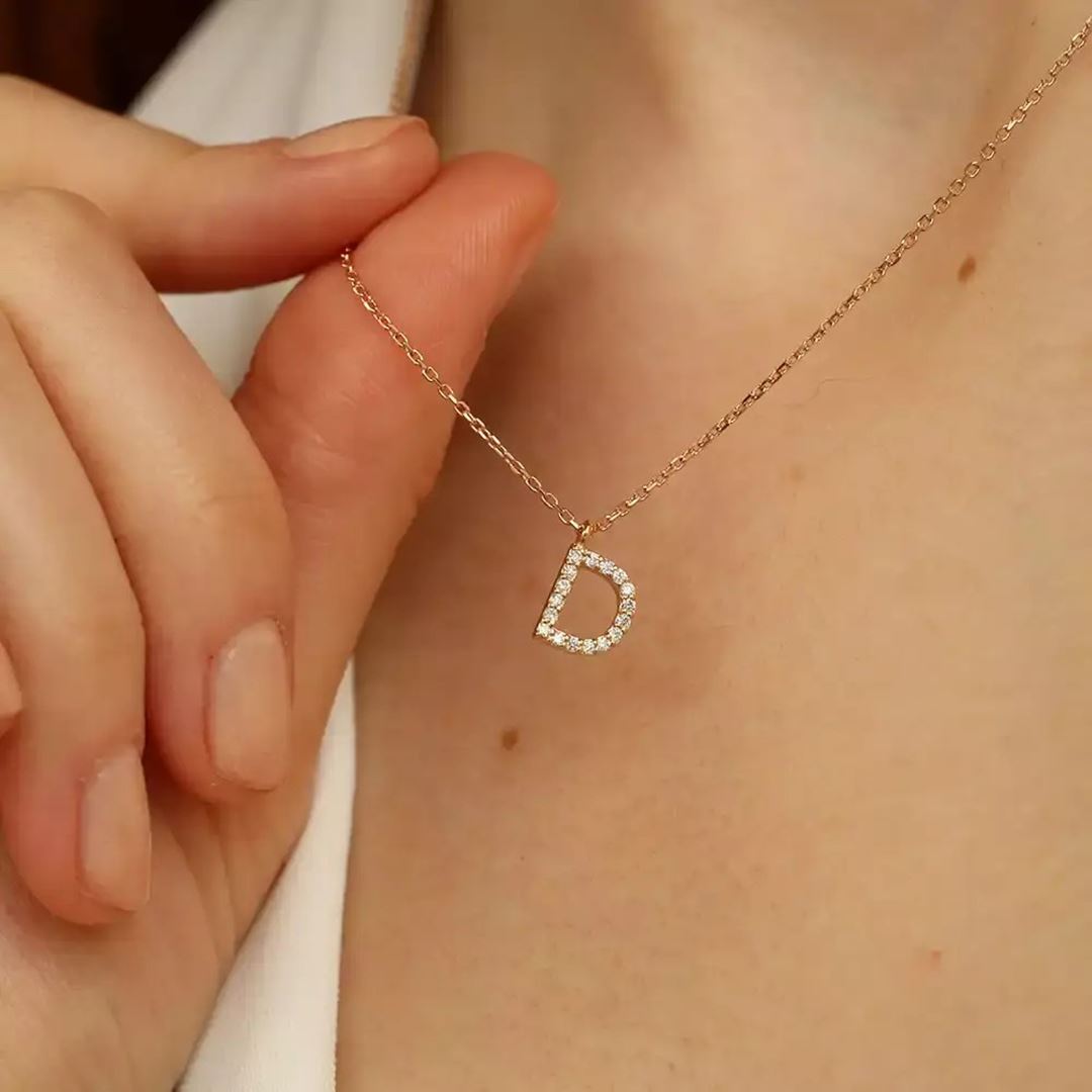 D Harf 0.09 CT Pırlanta Taşlı Rose Altın Kolye