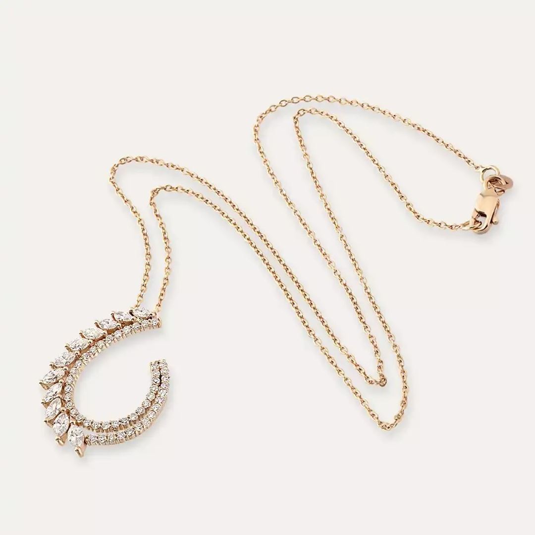 Leavi Pırlanta Taşlı Rose Altın Kolye