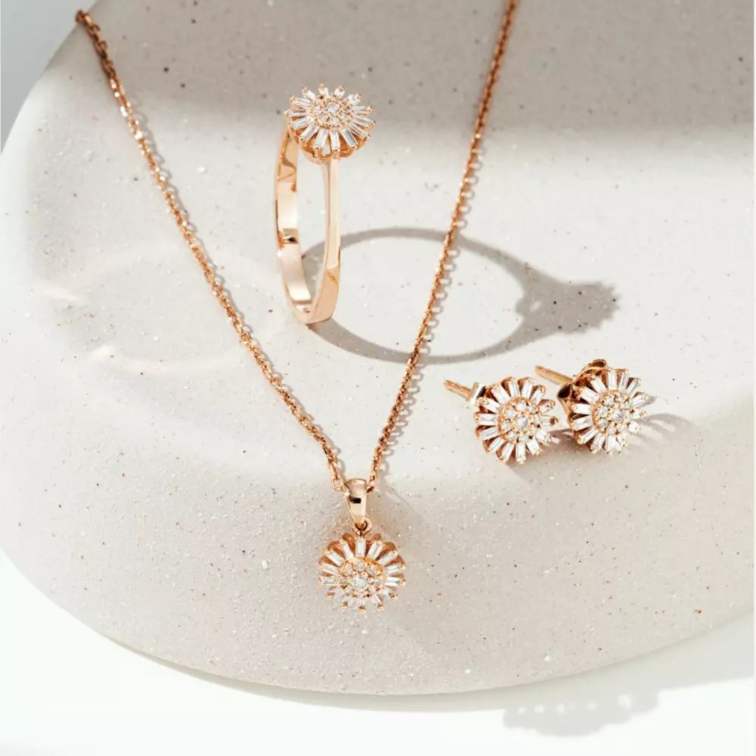 Shiny Baget Kesim Pırlanta Taşlı Rose Altın Kolye