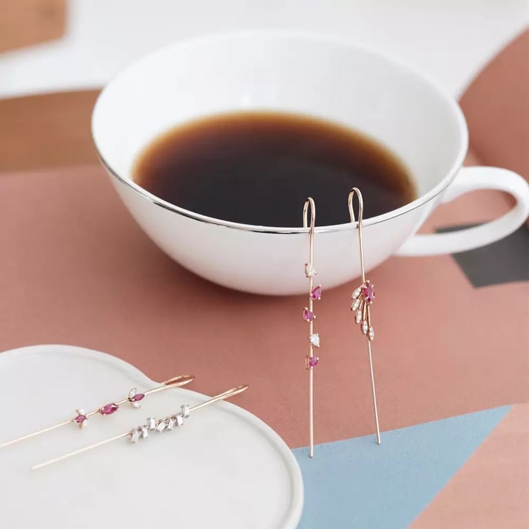 Staff Yakut ve Pırlanta Taşlı Baston Küpe