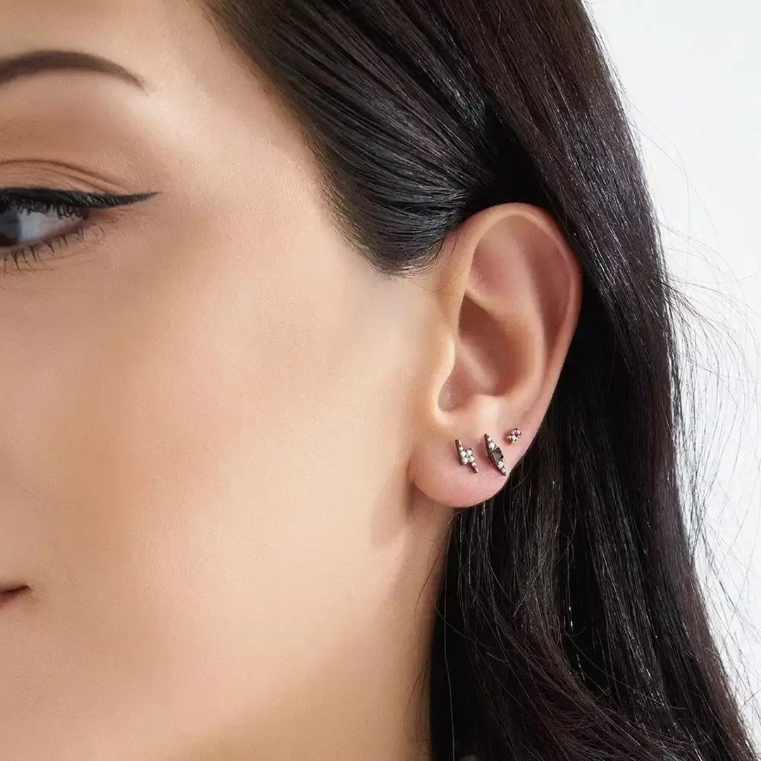 Bolt Pırlanta Taşlı Tek Küpe