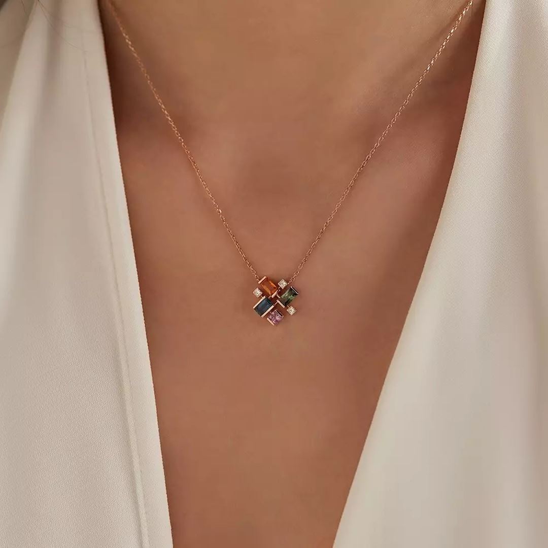 Jolly 1.38 CT Multicolor Safir ve Pırlanta Taşlı Rose Altın Kolye