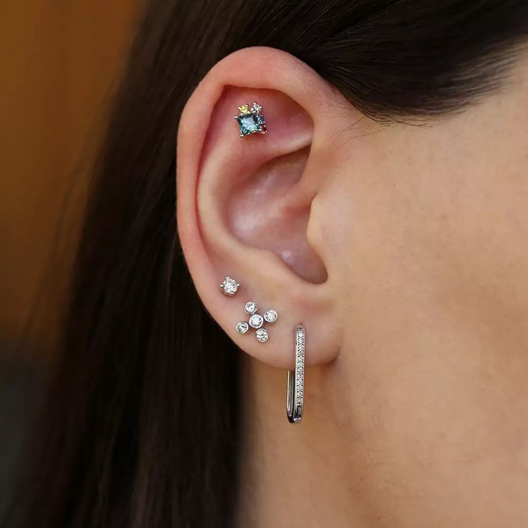 Bliss White Pırlanta Taşlı Tek Küpe