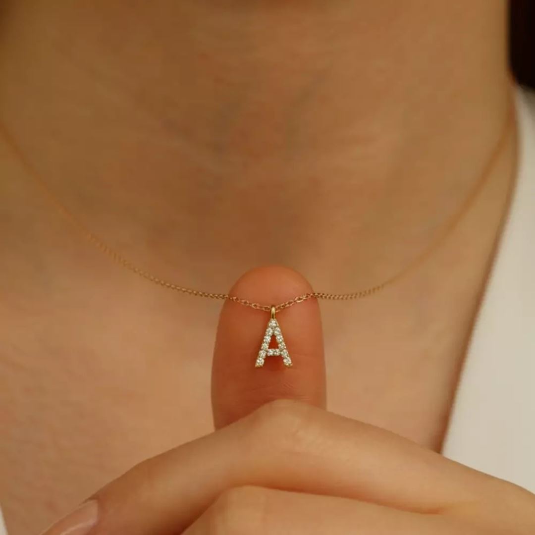 A Harf Pırlanta Taşlı Sarı Altın Kolye