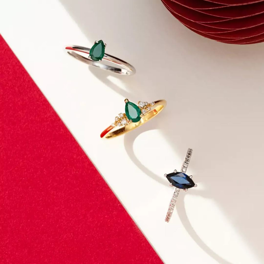 0.25 CT Damla Kesim Zümrüt Taşlı Beyaz Altın Yüzük