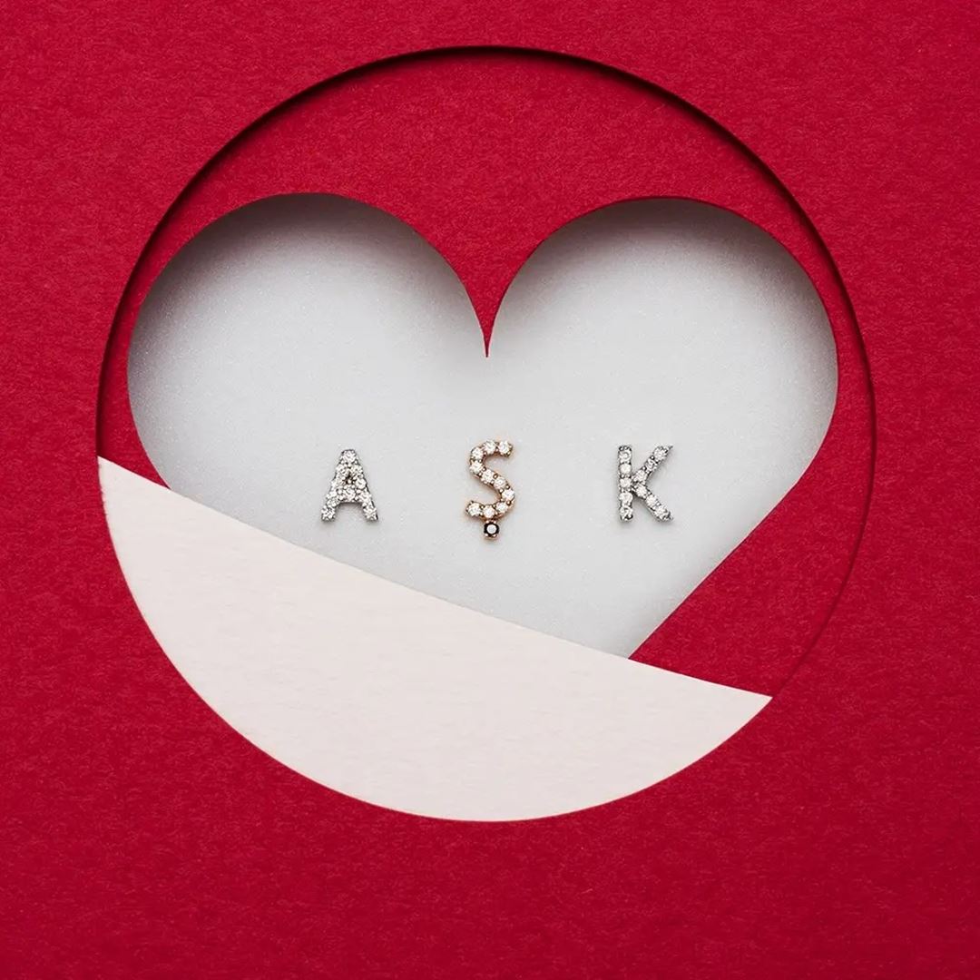 A Harf Pırlanta Taşlı Beyaz Altın Piercing