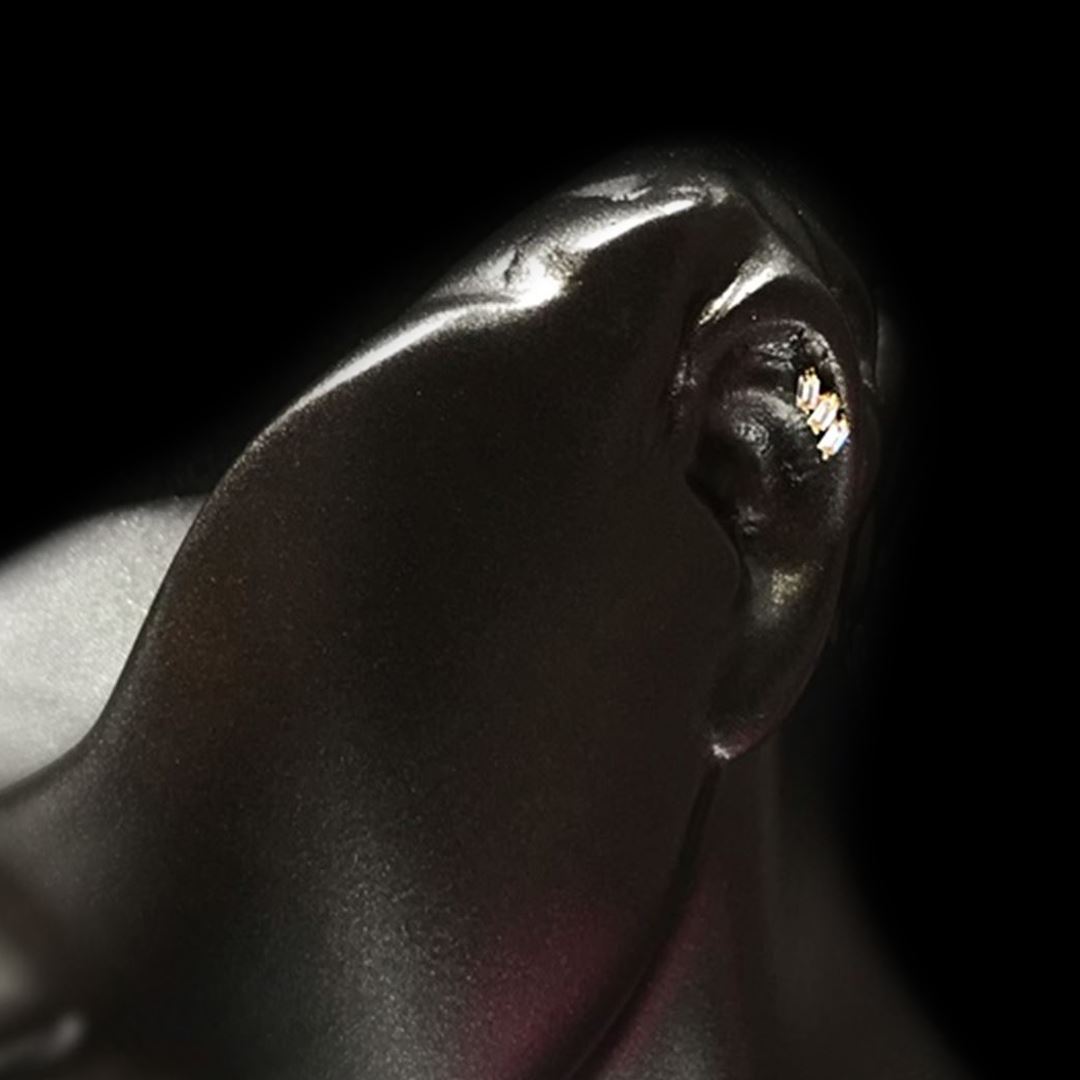 Üç Baget Taşlı Tragus TRG0009