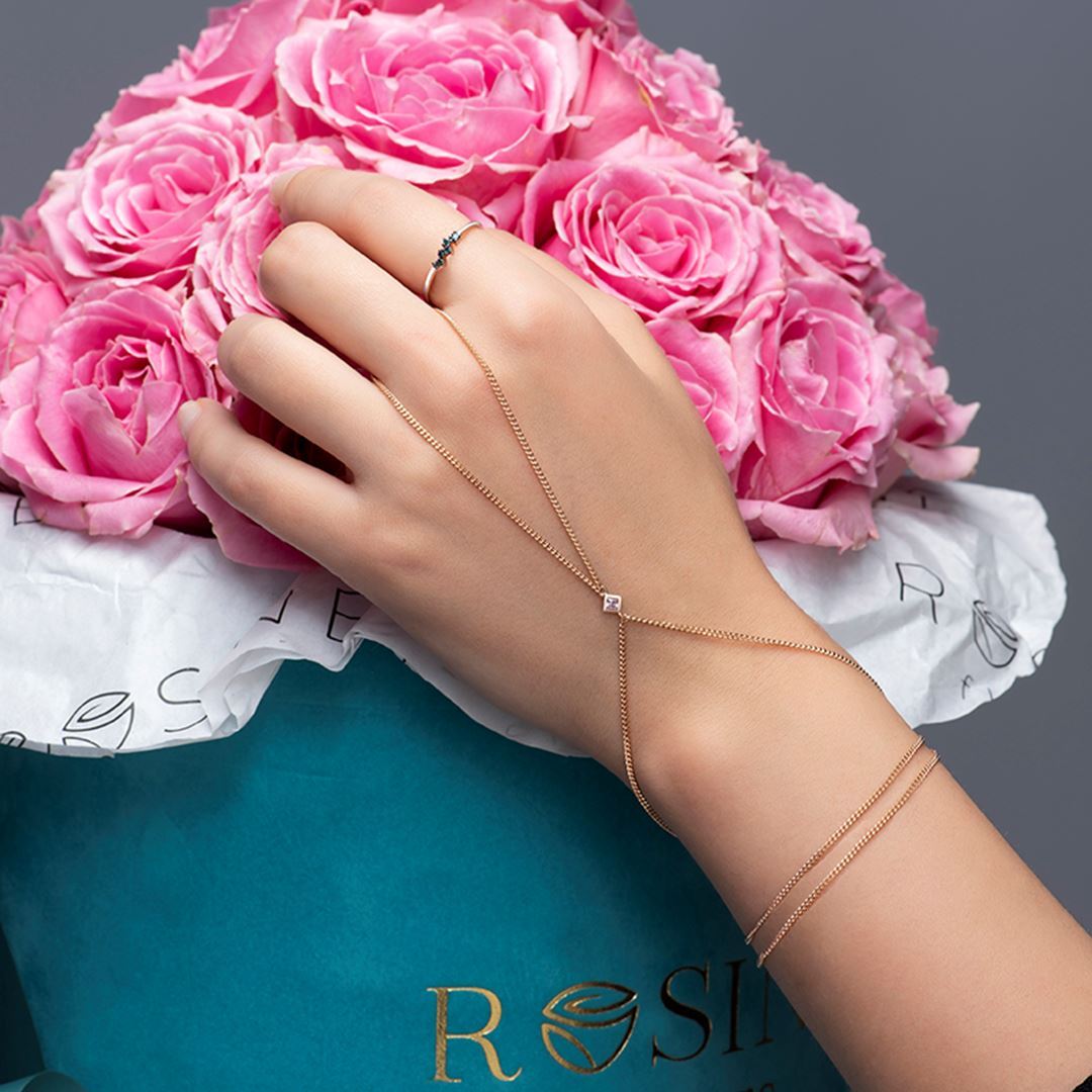 Cabaret Karo Şahmeran PI0033