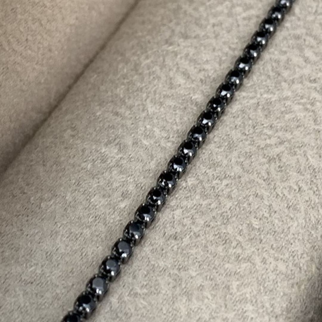 Siyah Taşlı Altın Bileklik Y00306