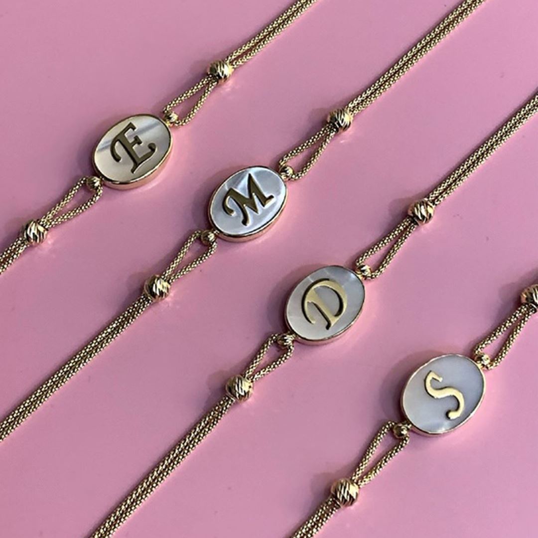 Sedef Taşli  Harf Bileklik Y00832