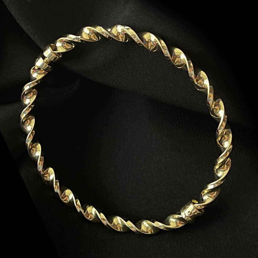 Örgü Kıvrımlı Kelepçe BLZ0122