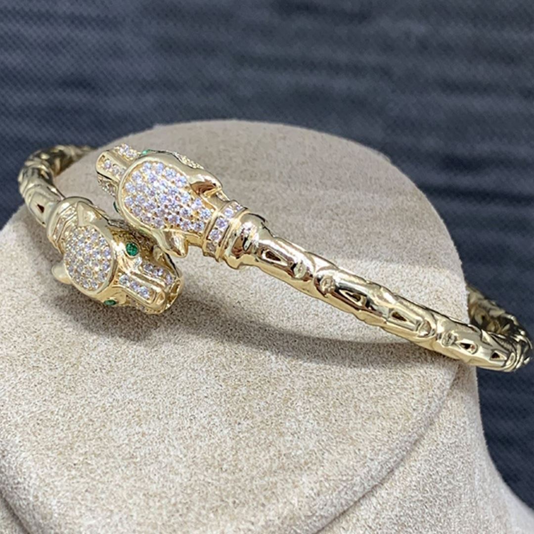 Beyaz Taşlı Kaplan Altın Bilezik Y00051