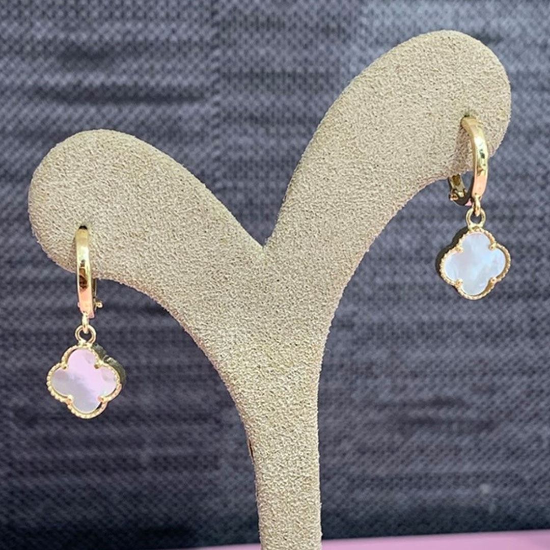 Sedef Taşlı Yonca Küpe Y00654