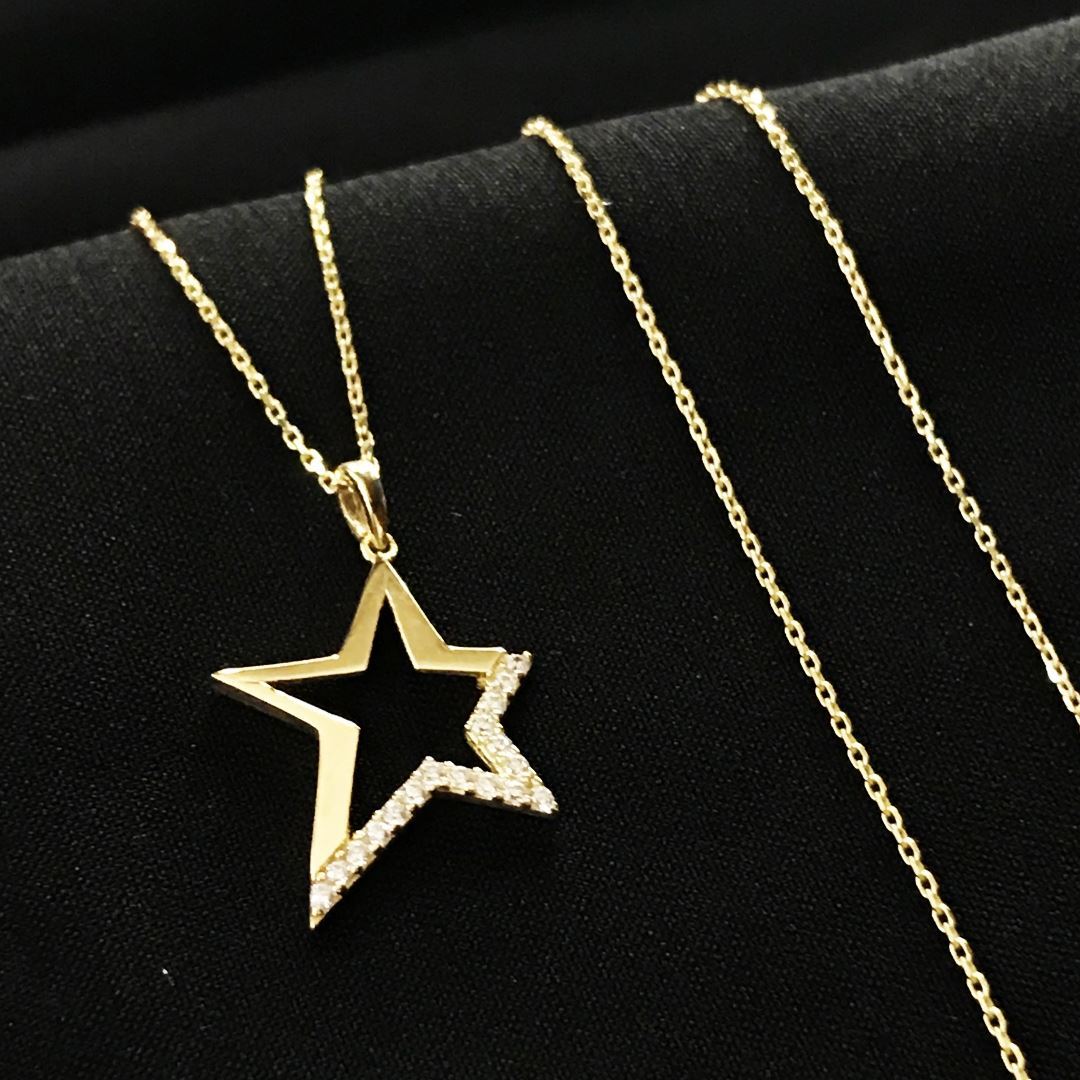 8 Ayar Taşlı Yıldız Kolye 8A0011