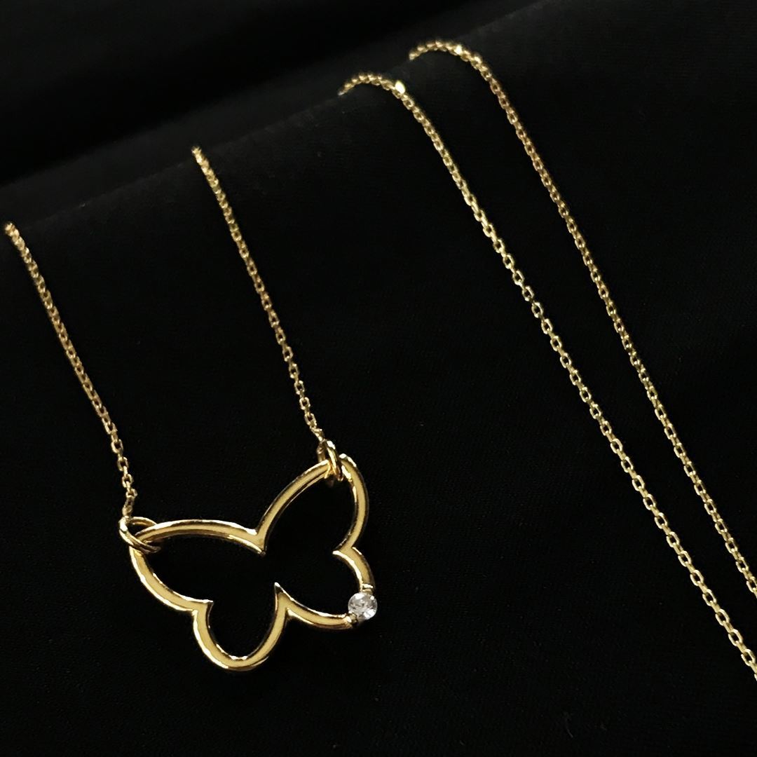 8 Ayar Taş Detaylı Kelebek Kolye 8A0024