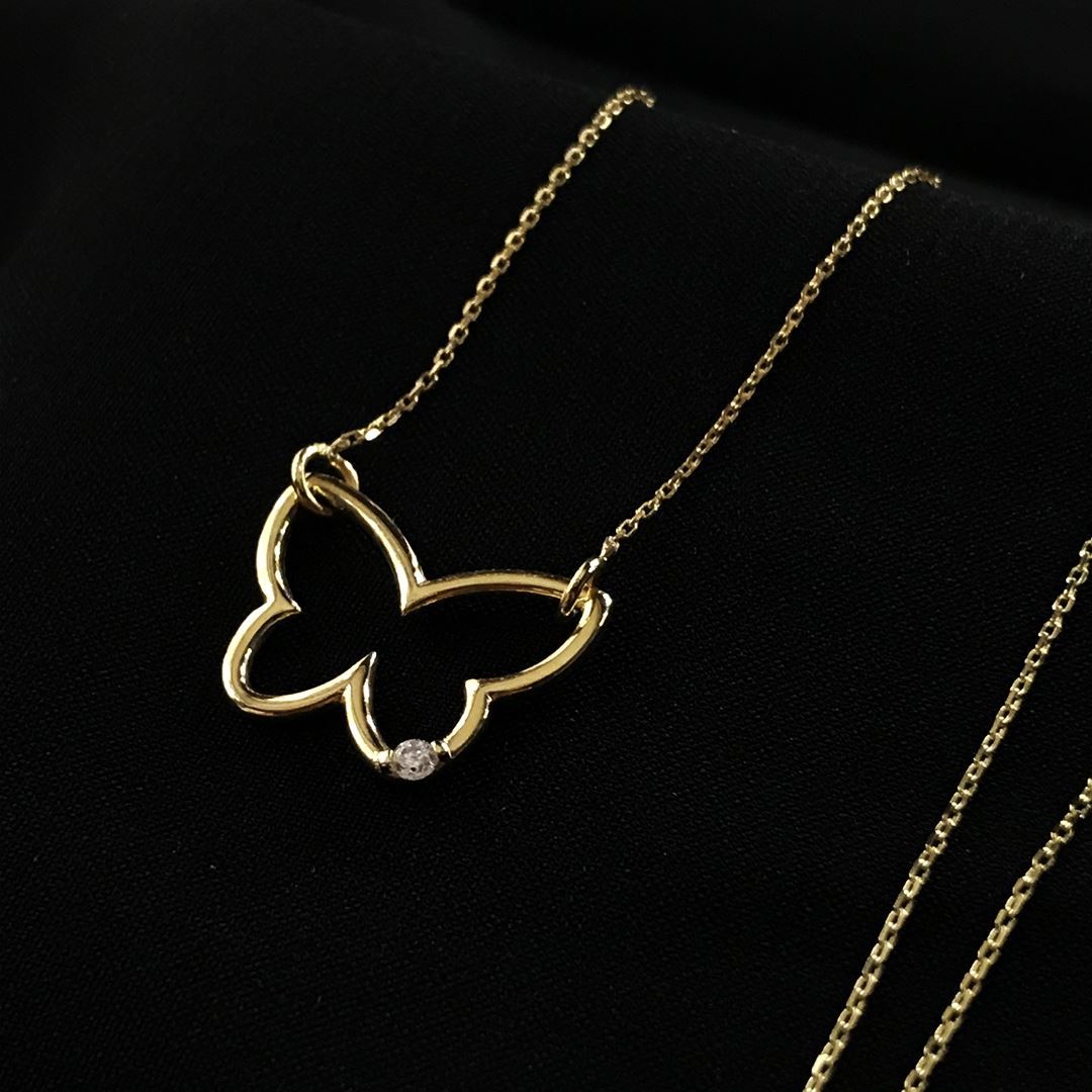 8 Ayar Taş Detaylı Kelebek Kolye 8A0024