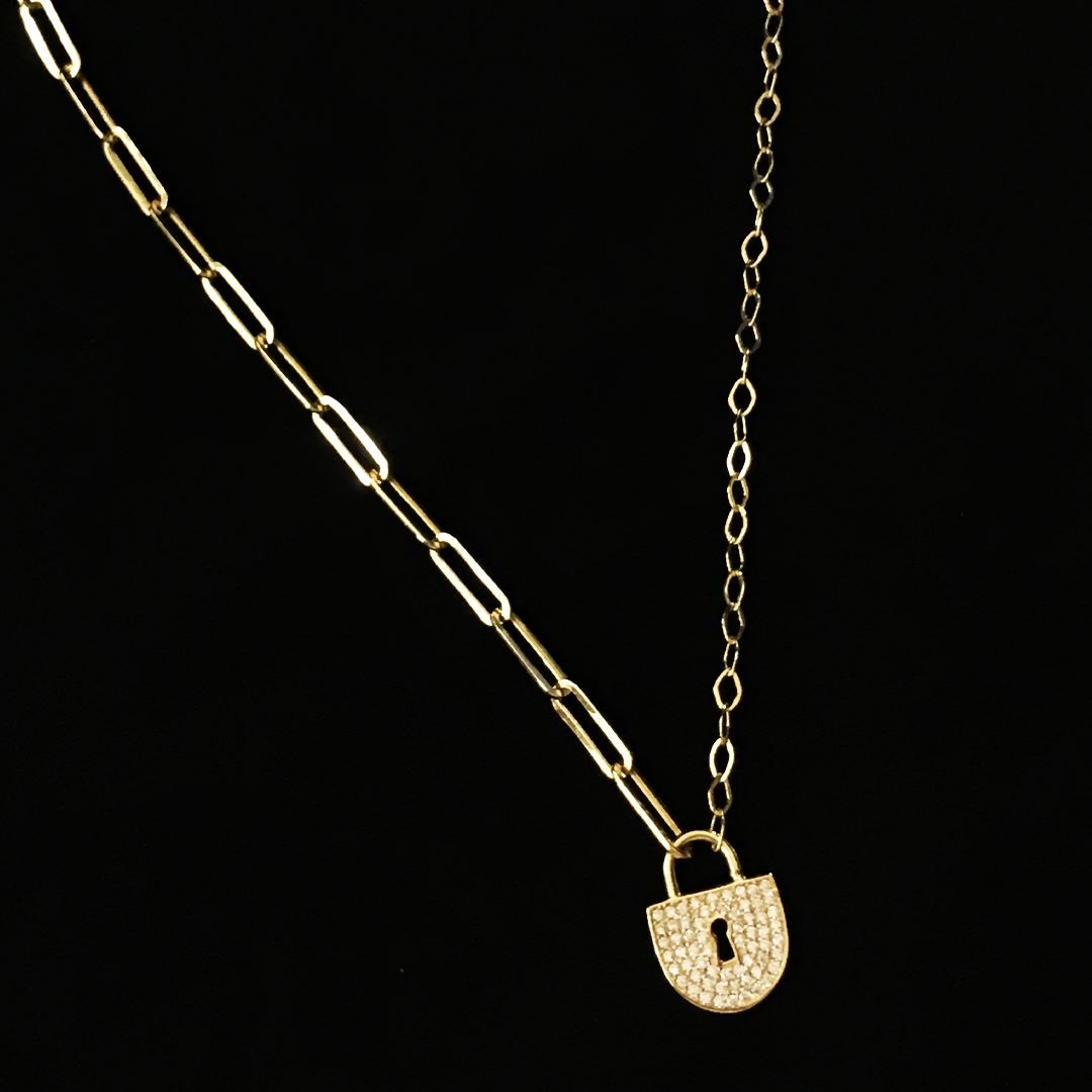 8 Ayar Kilit Kolye 8A0028