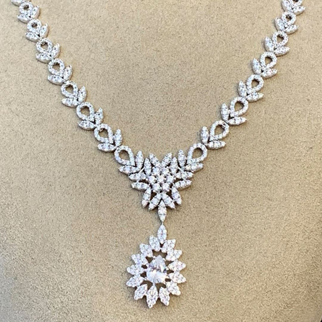 Damla Model Altın Takı Seti Y00375