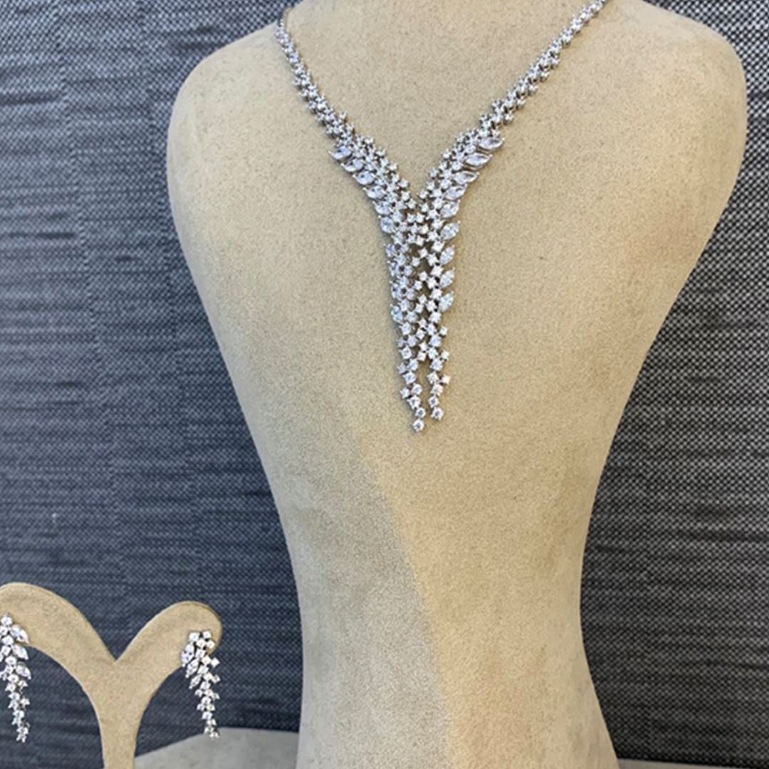 Saçaklı Altın Takı Seti Y00382