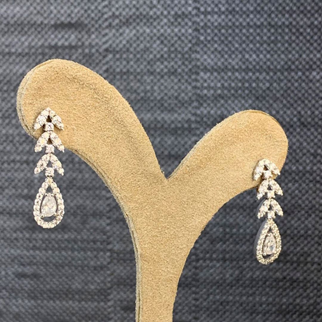 Damla Altın Takı Seti Y00383