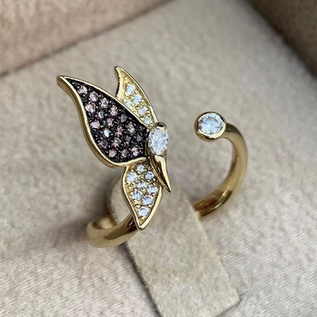 Kelebek Model Altın Takı Seti Y00485