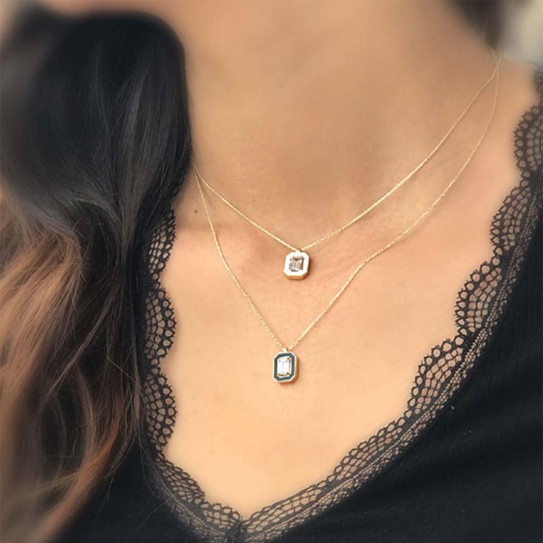 Beyaz Mineli Baget Kolye Y00354