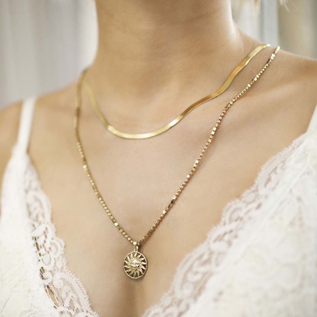 Altın Güneş Kolye Y01034