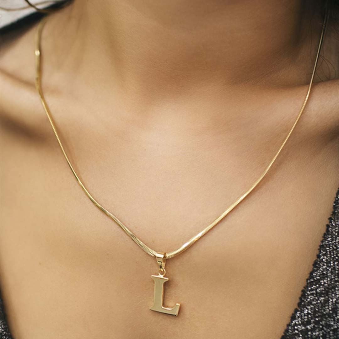 Büyük Harf Kolye Y01036