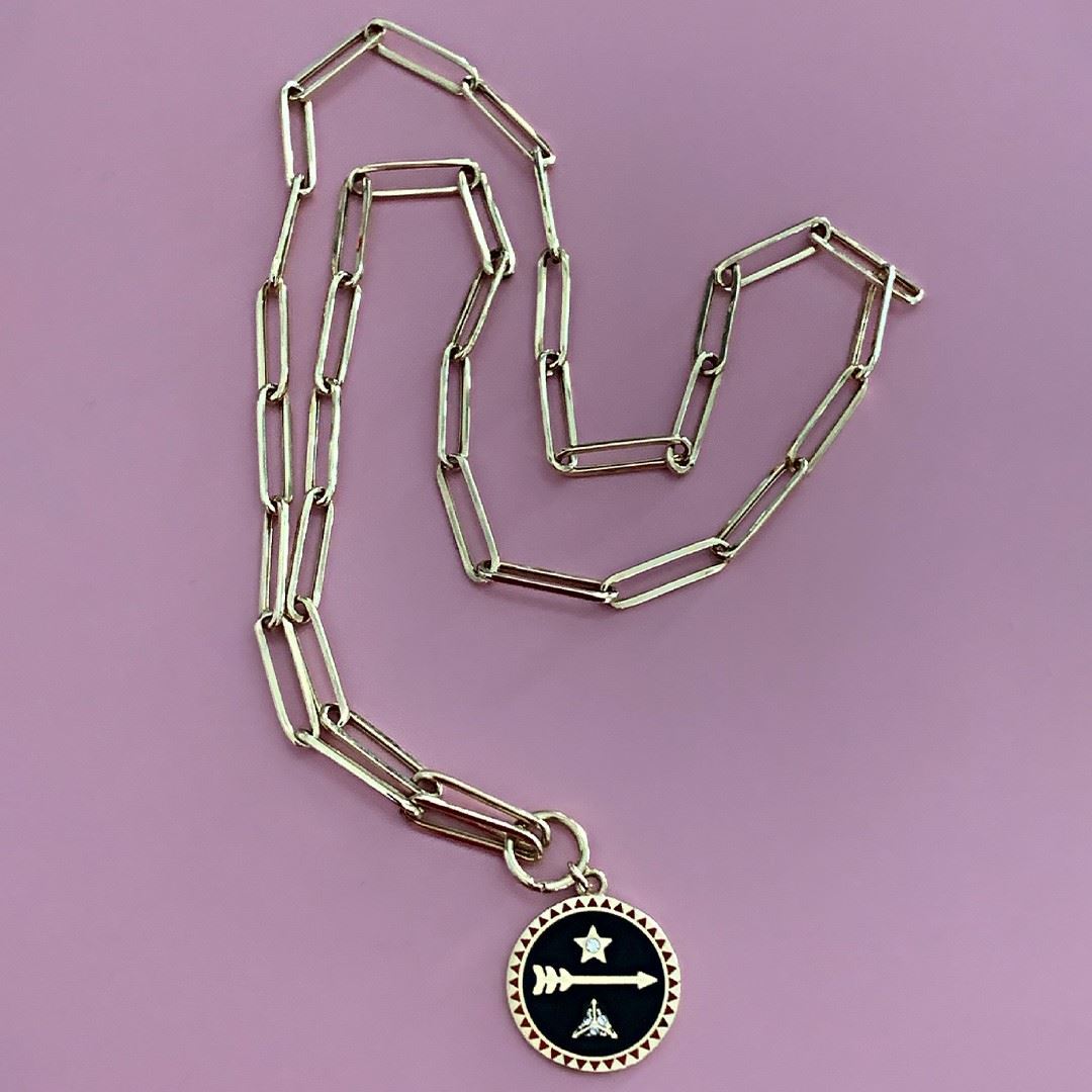 Siyah Mineli Hedef Kolye GK010